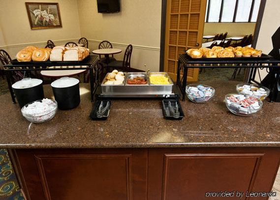 Quality Inn Tupelo Restaurante foto