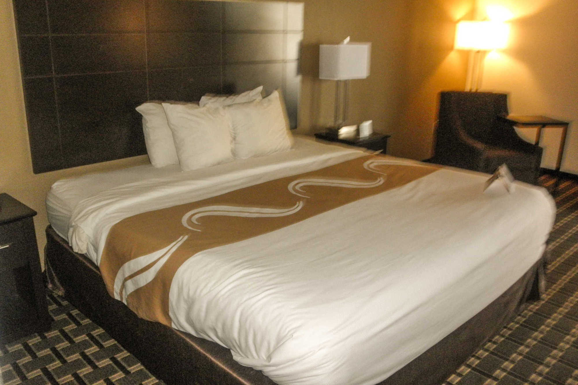 Quality Inn Tupelo Habitación foto